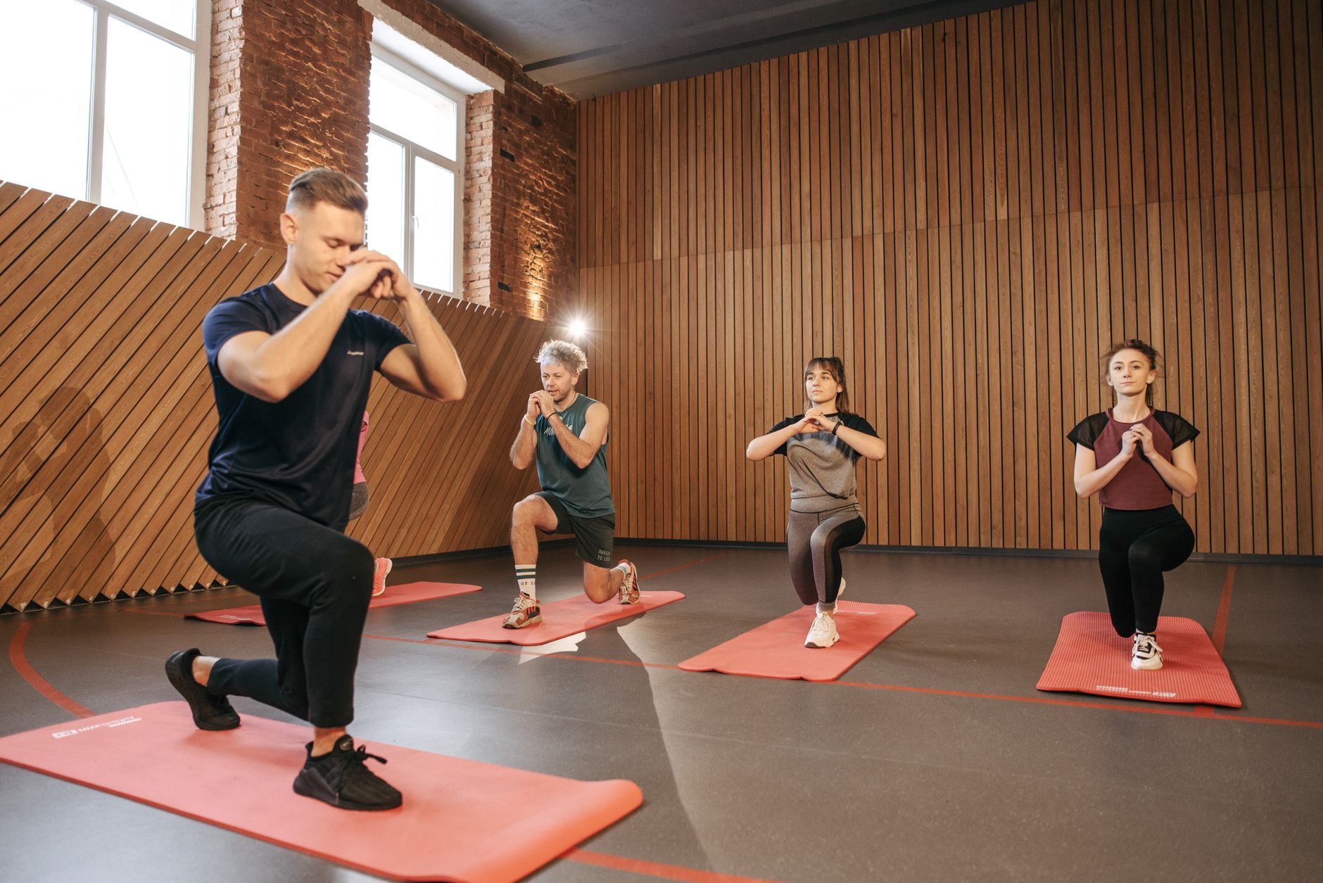 אימון HIIT ל-15 דקות בבית - photo by Pavel Danilyuk via Pexels